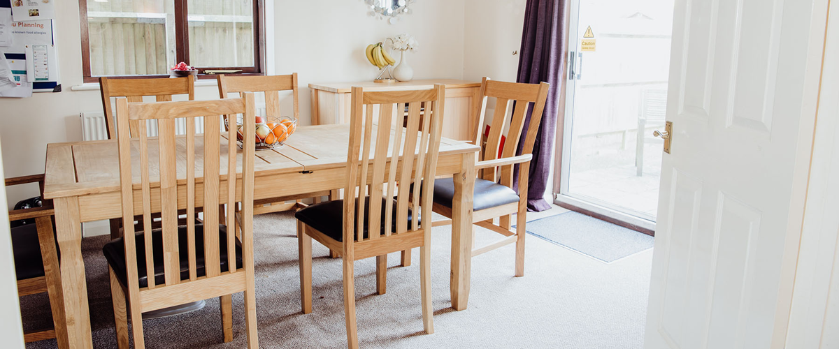 6 High Beech Dining Area